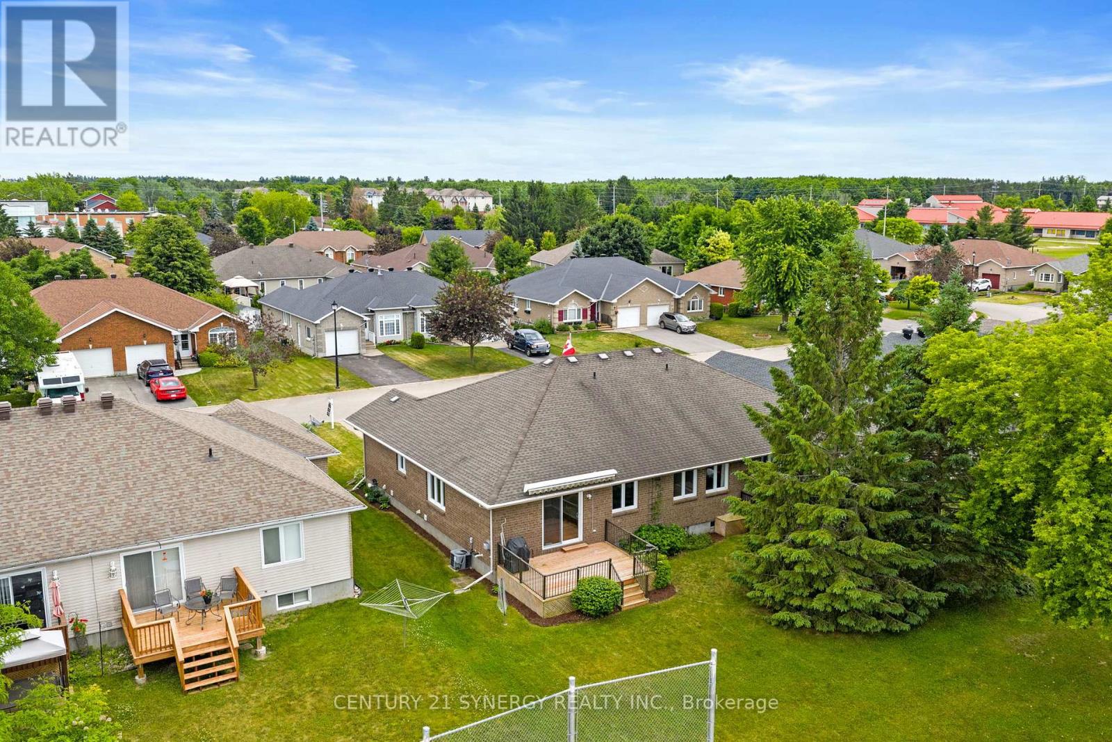 Photo 27 of 54 Dr Gordon Crescent, North Grenville ON