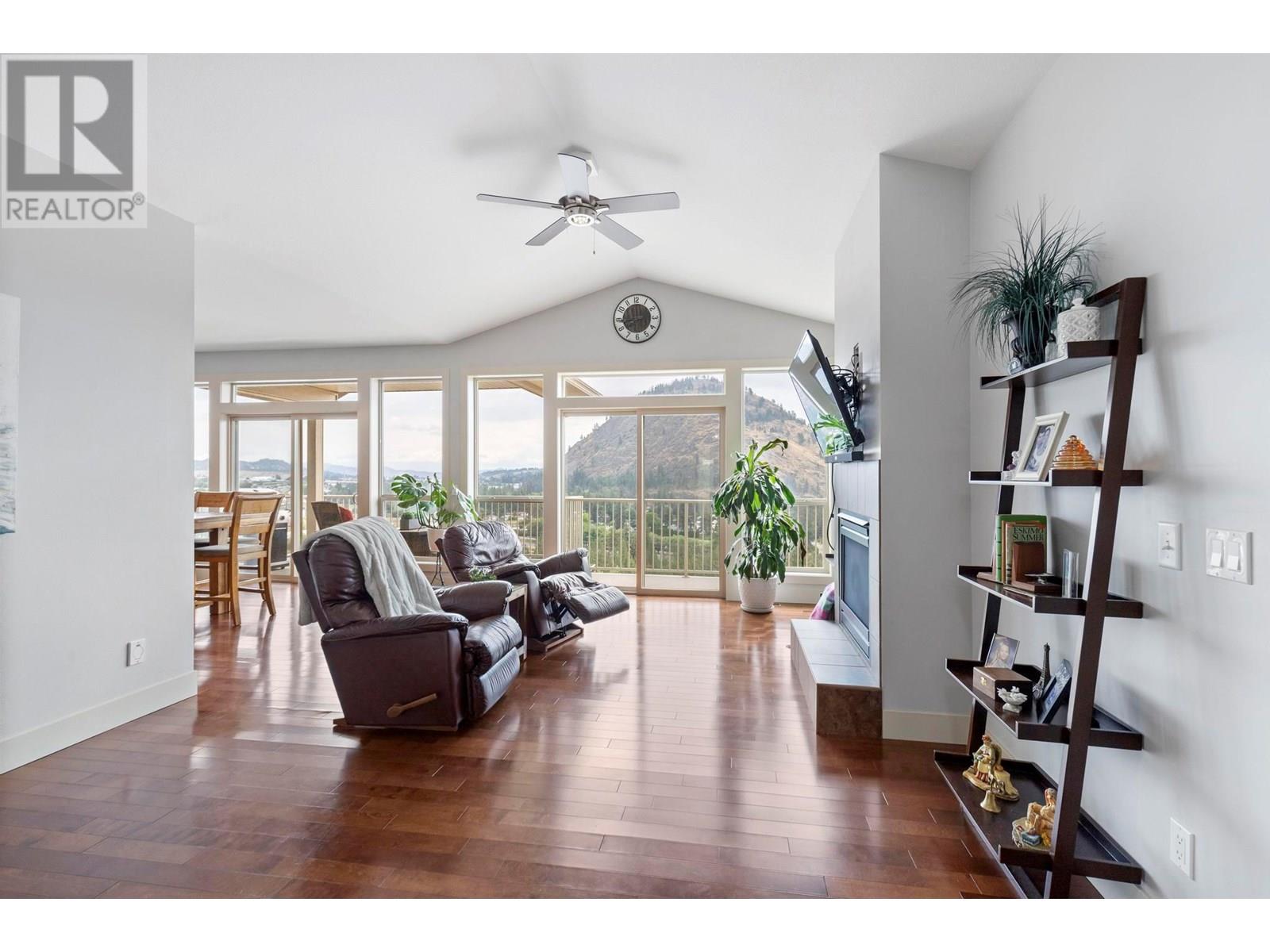  2969 Ensign Lane, West Kelowna