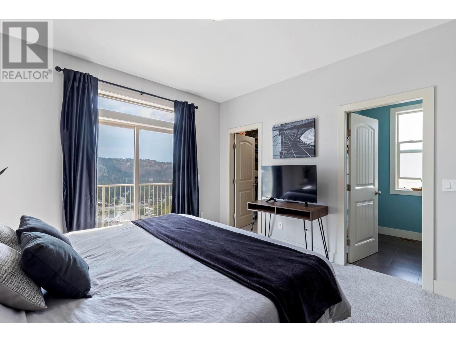  2969 Ensign Lane, West Kelowna