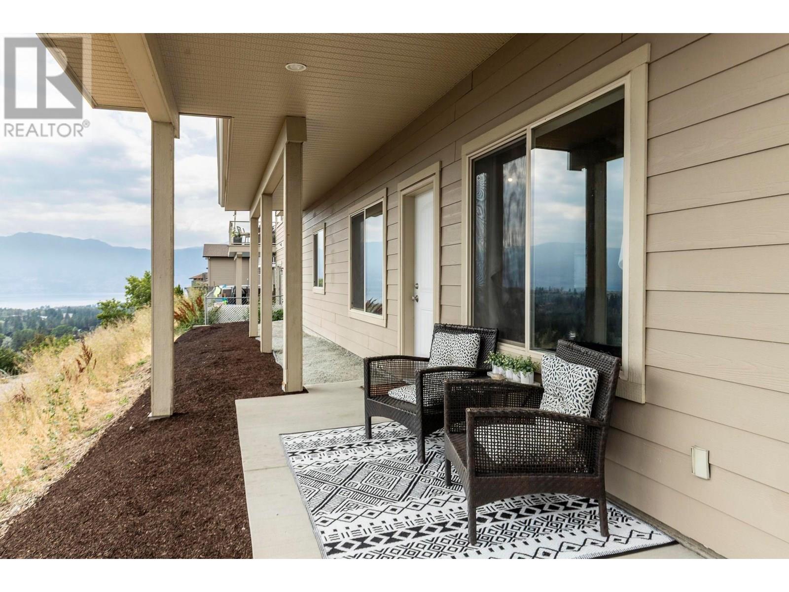  2969 Ensign Lane, West Kelowna