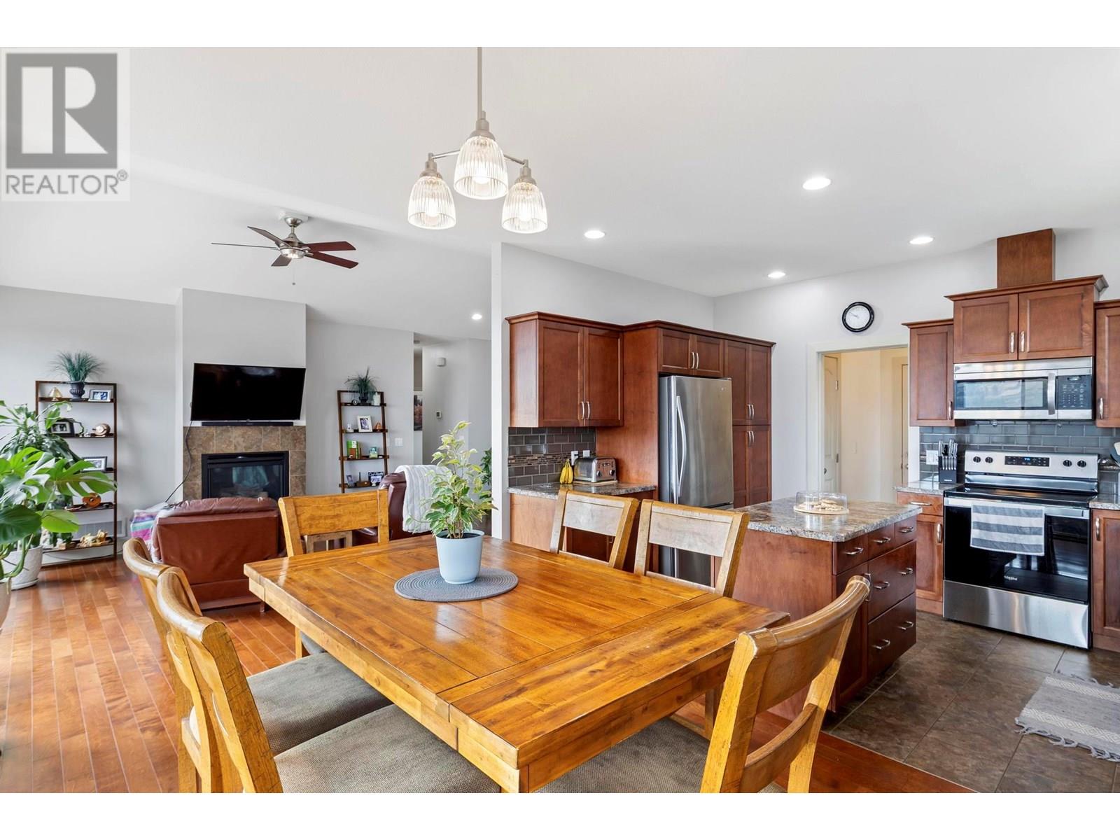  2969 Ensign Lane, West Kelowna
