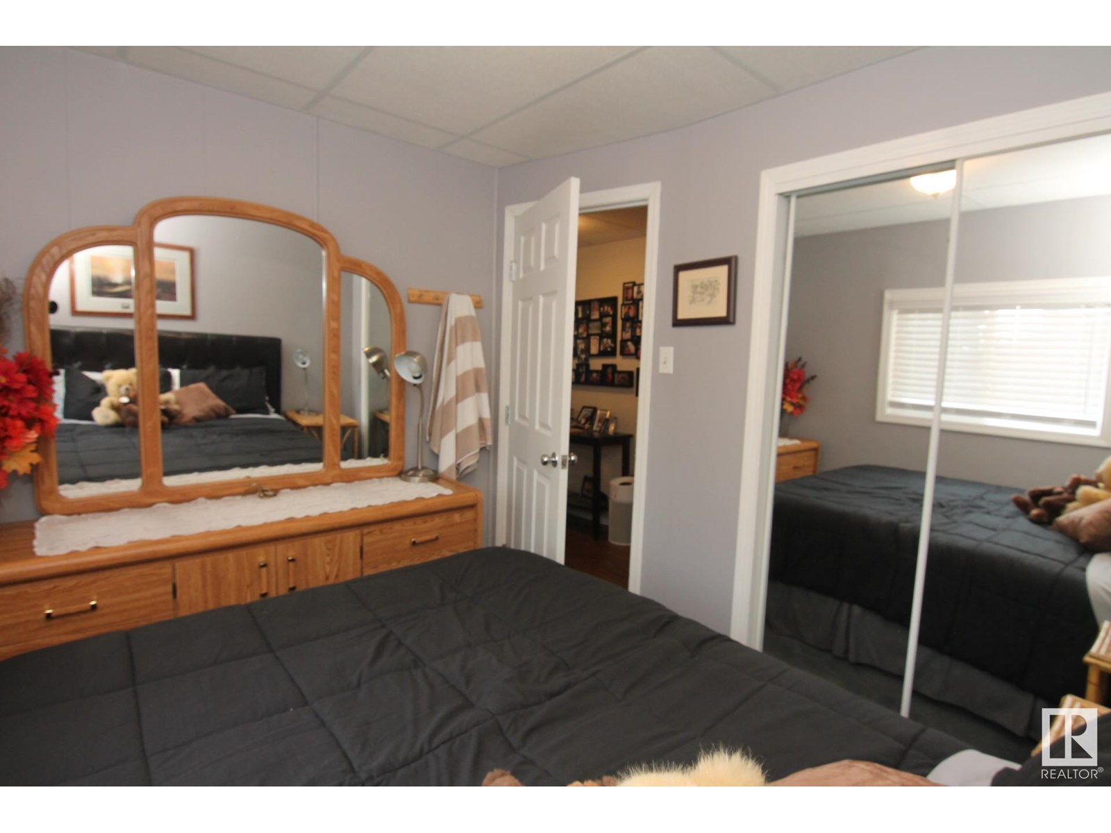 Photo 2 of 64 Robin Ln, Rural Athabasca County AB