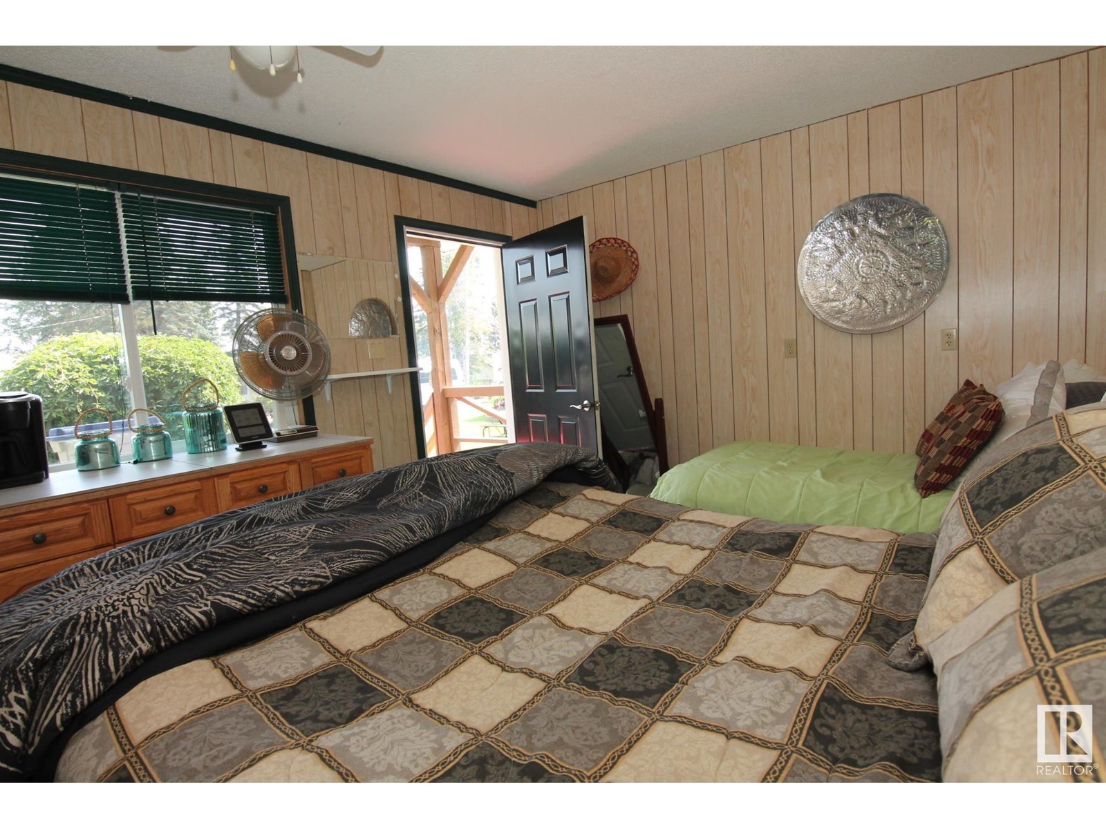 Photo 26 of 64 Robin Ln, Rural Athabasca County AB