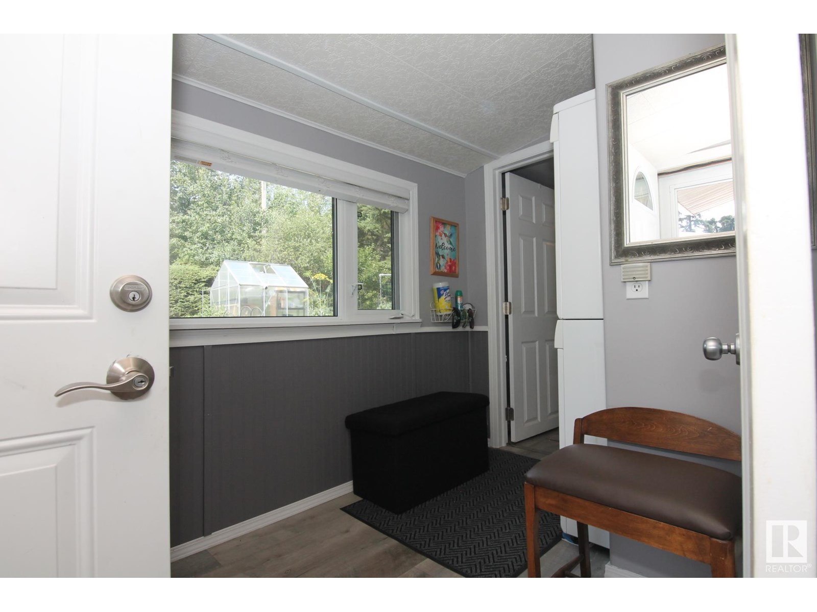 Photo 12 of 64 Robin Ln, Rural Athabasca County AB