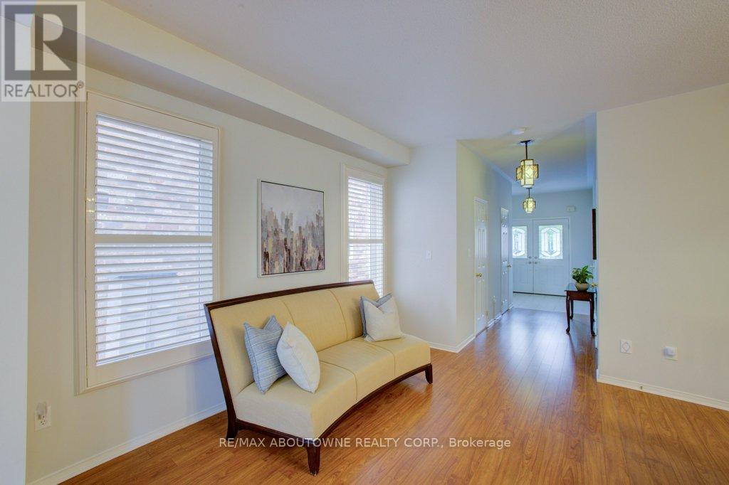 Photo 16 of 773 Shanks Heights, Milton ON