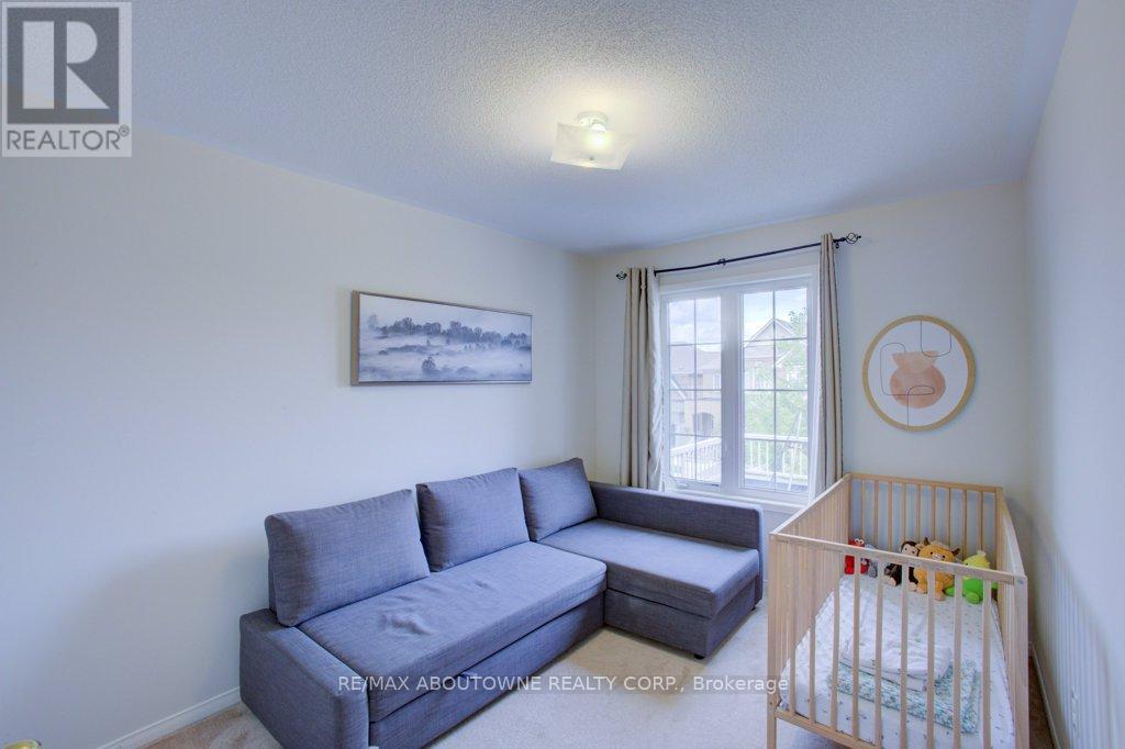 Photo 37 of 773 Shanks Heights, Milton ON