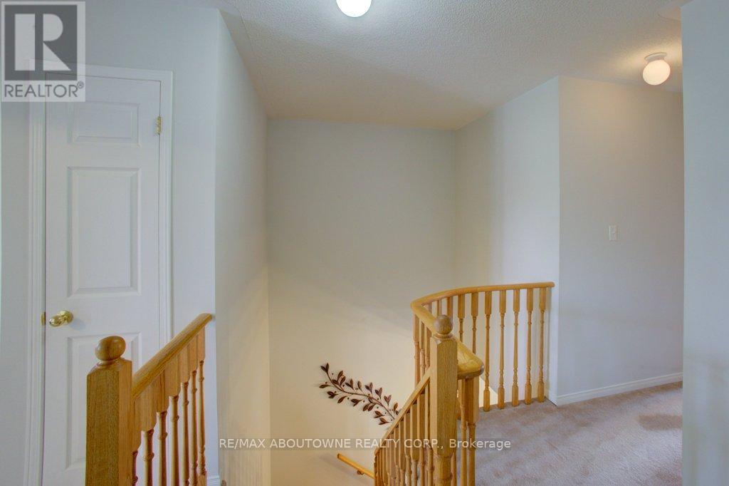 Photo 40 of 773 Shanks Heights, Milton ON
