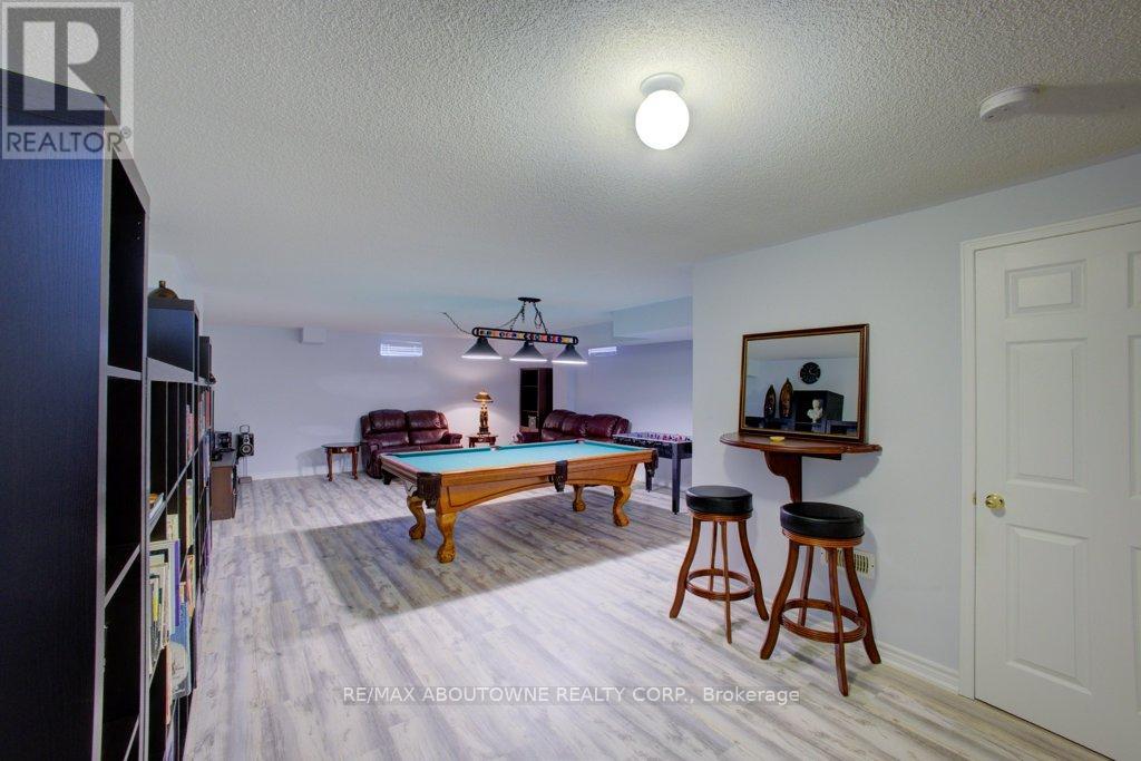 Photo 1 of 773 Shanks Heights, Milton ON