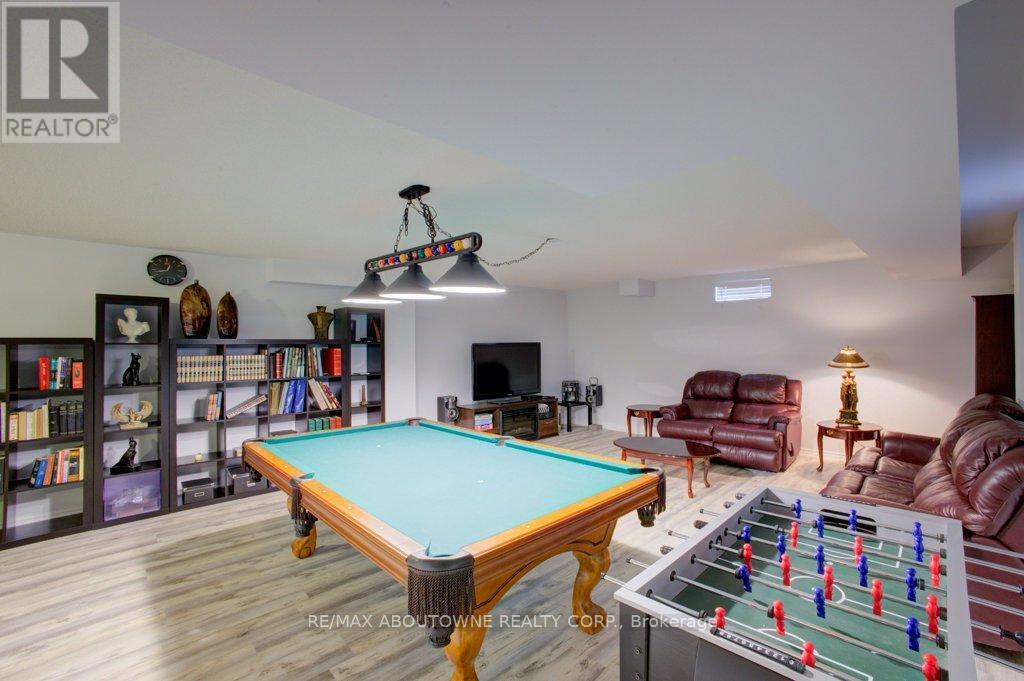 Photo 17 of 773 Shanks Heights, Milton ON
