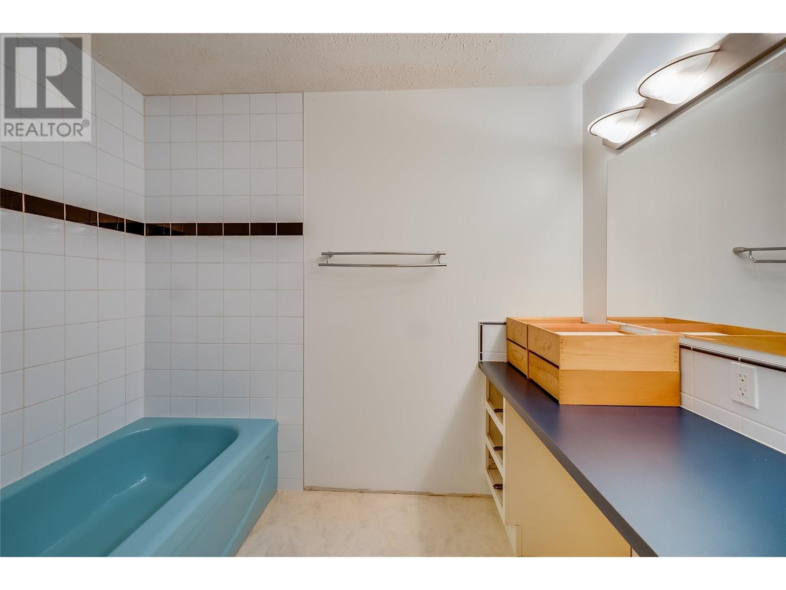 412 104th Street, Castlegar