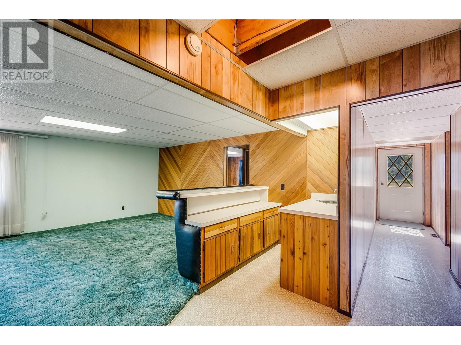 412 104th Street, Castlegar