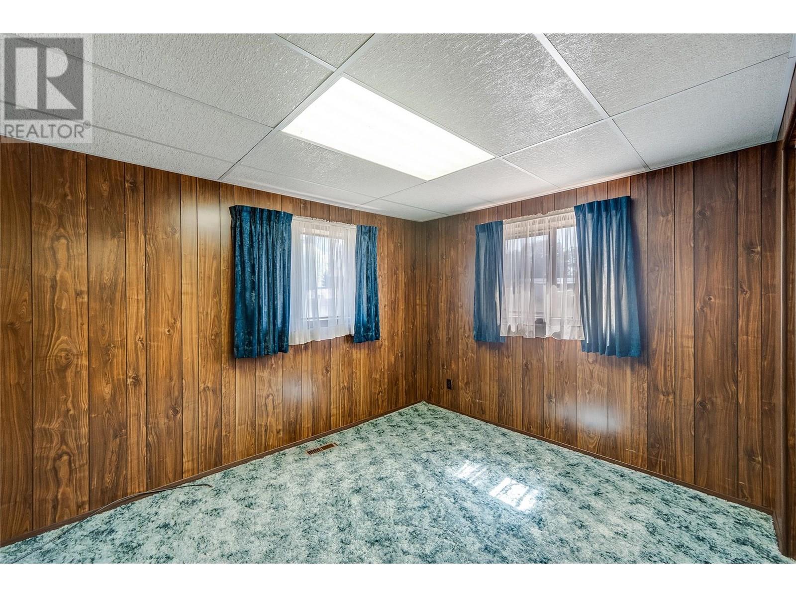 412 104th Street, Castlegar