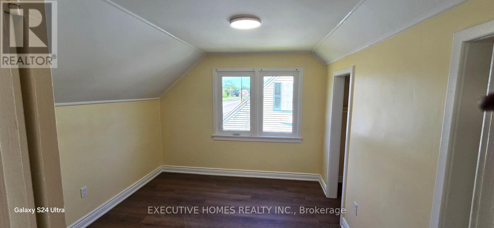 5176 STANLEY AVENUE - 15