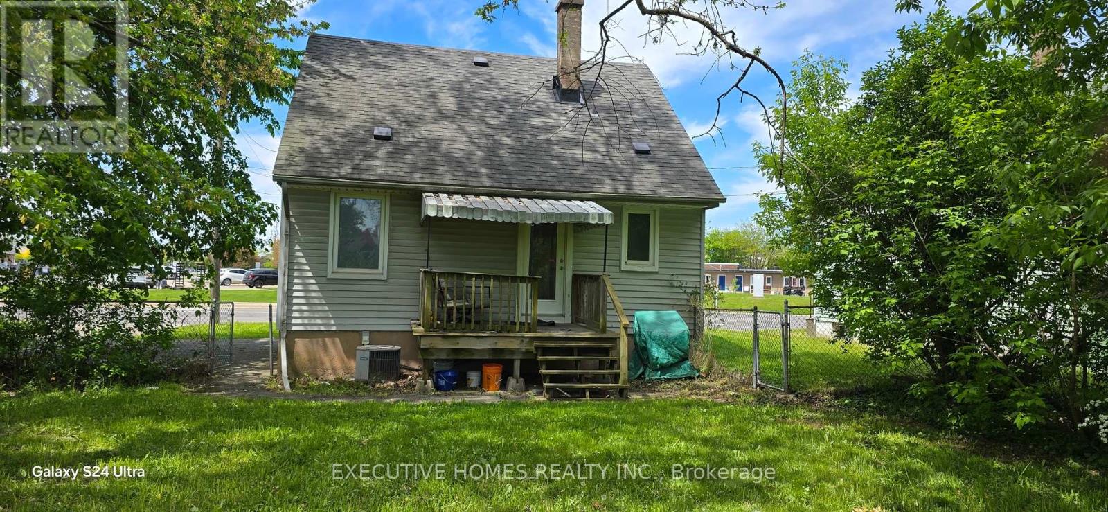 5176 STANLEY AVENUE - 4