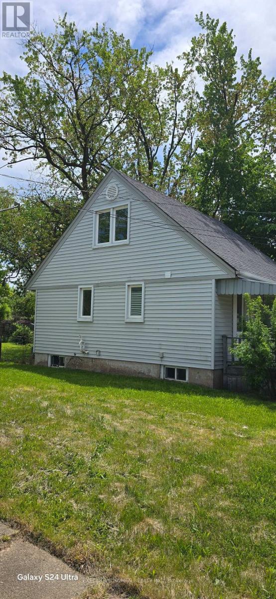 5176 STANLEY AVENUE - 5