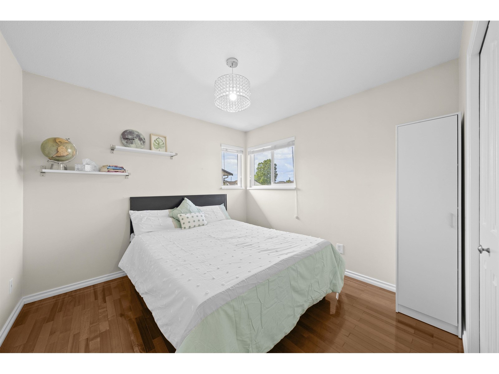 Photo 17 of 34776 1st Avenue, Abbotsford BC