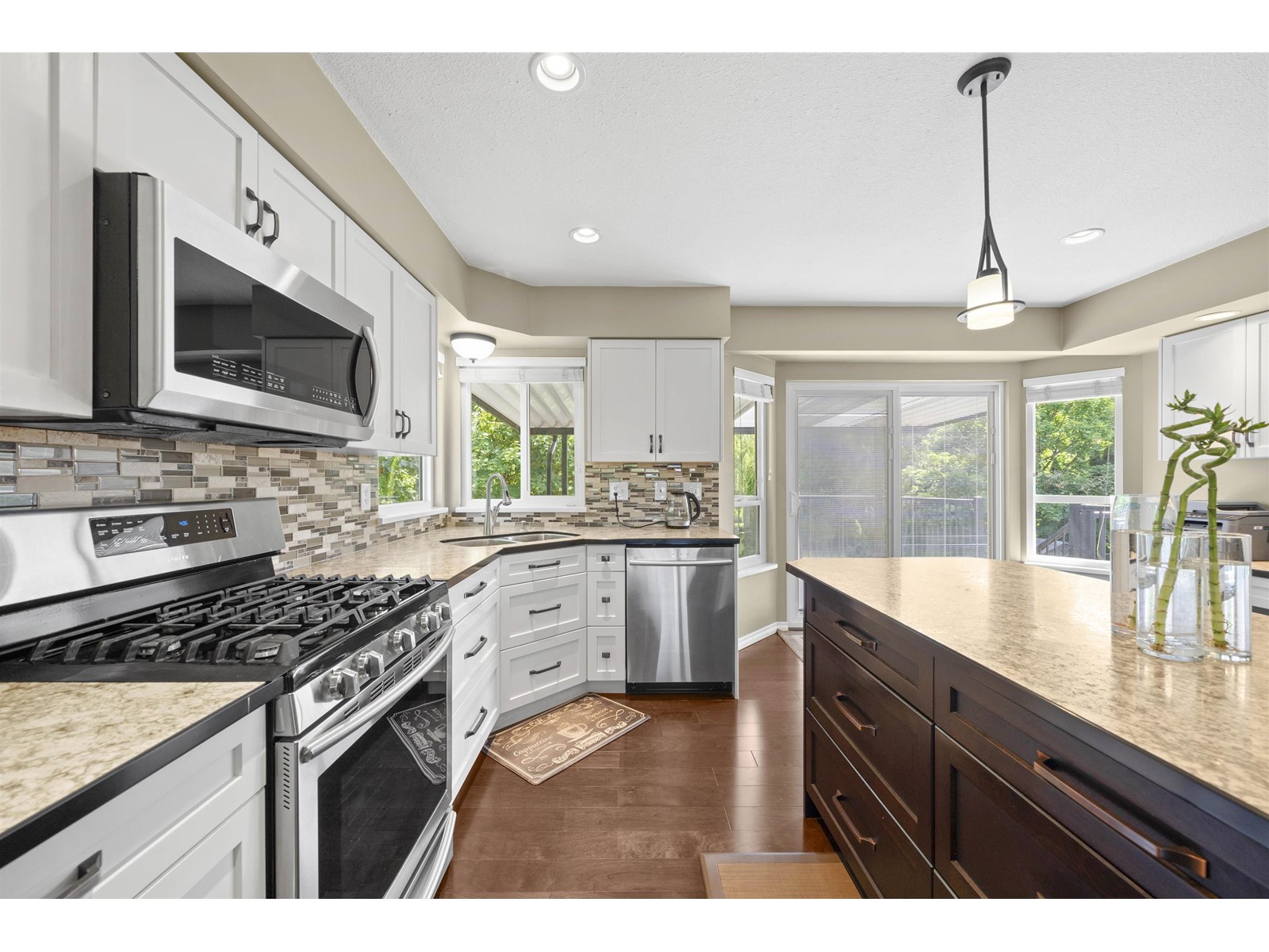 Photo 7 of 34776 1st Avenue, Abbotsford BC