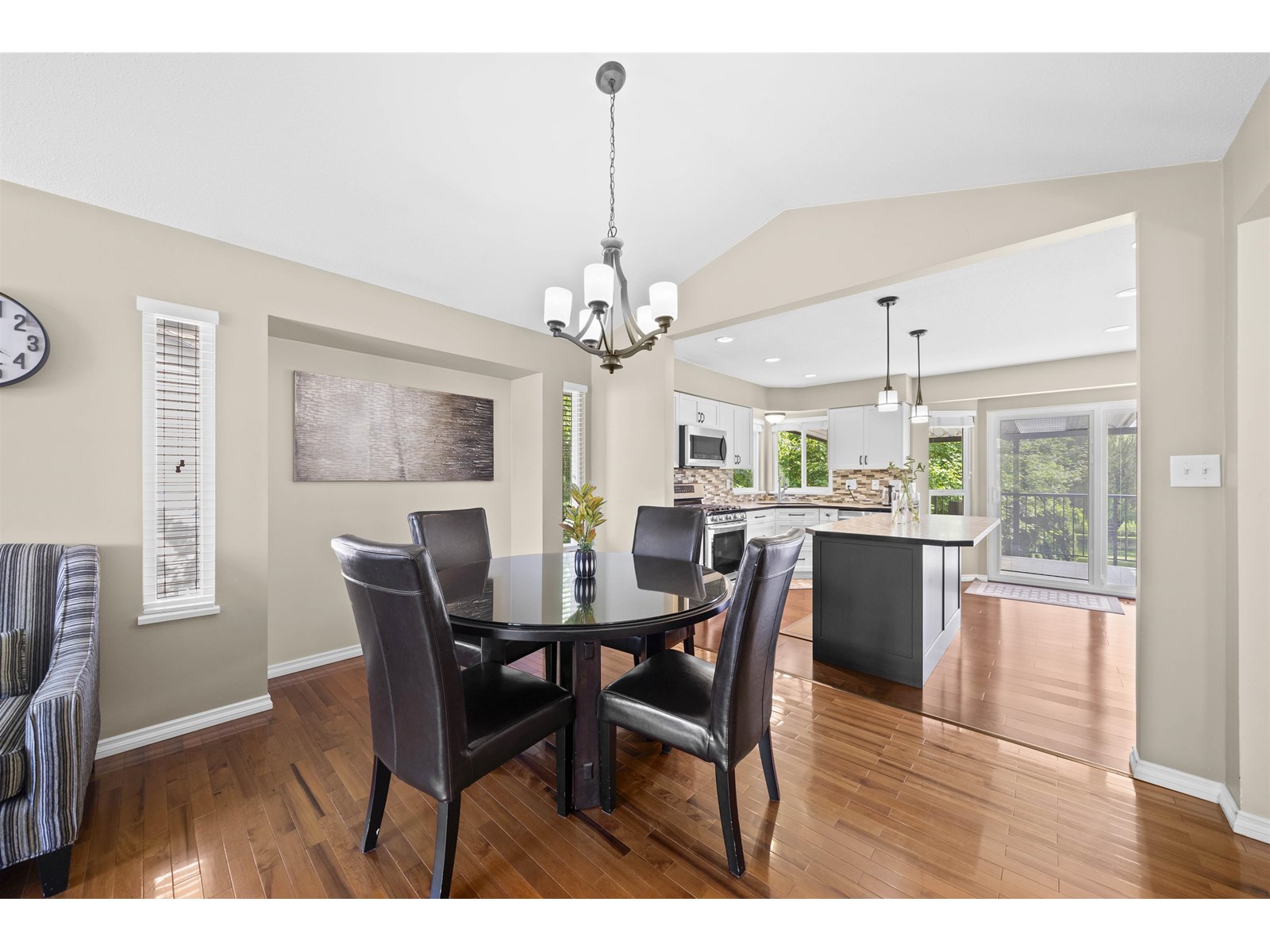 Photo 30 of 34776 1st Avenue, Abbotsford BC
