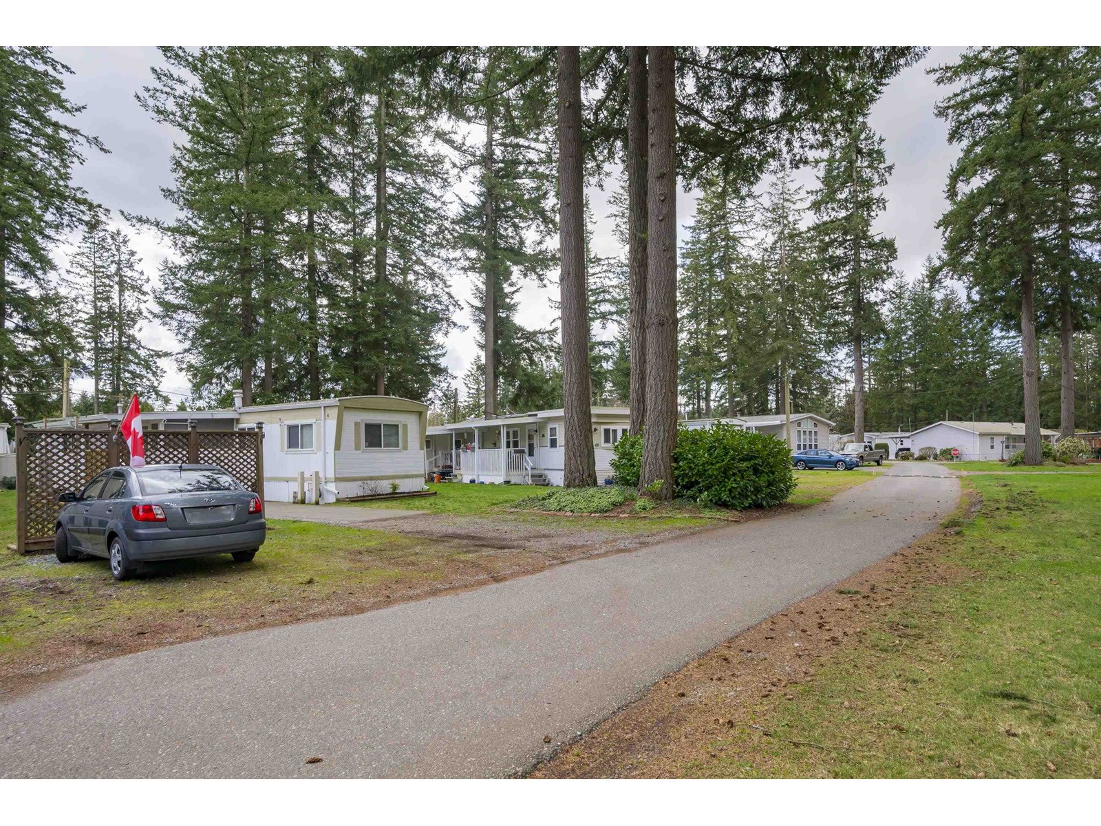 Photo 3 of 49 20071 24 Avenue, Langley BC