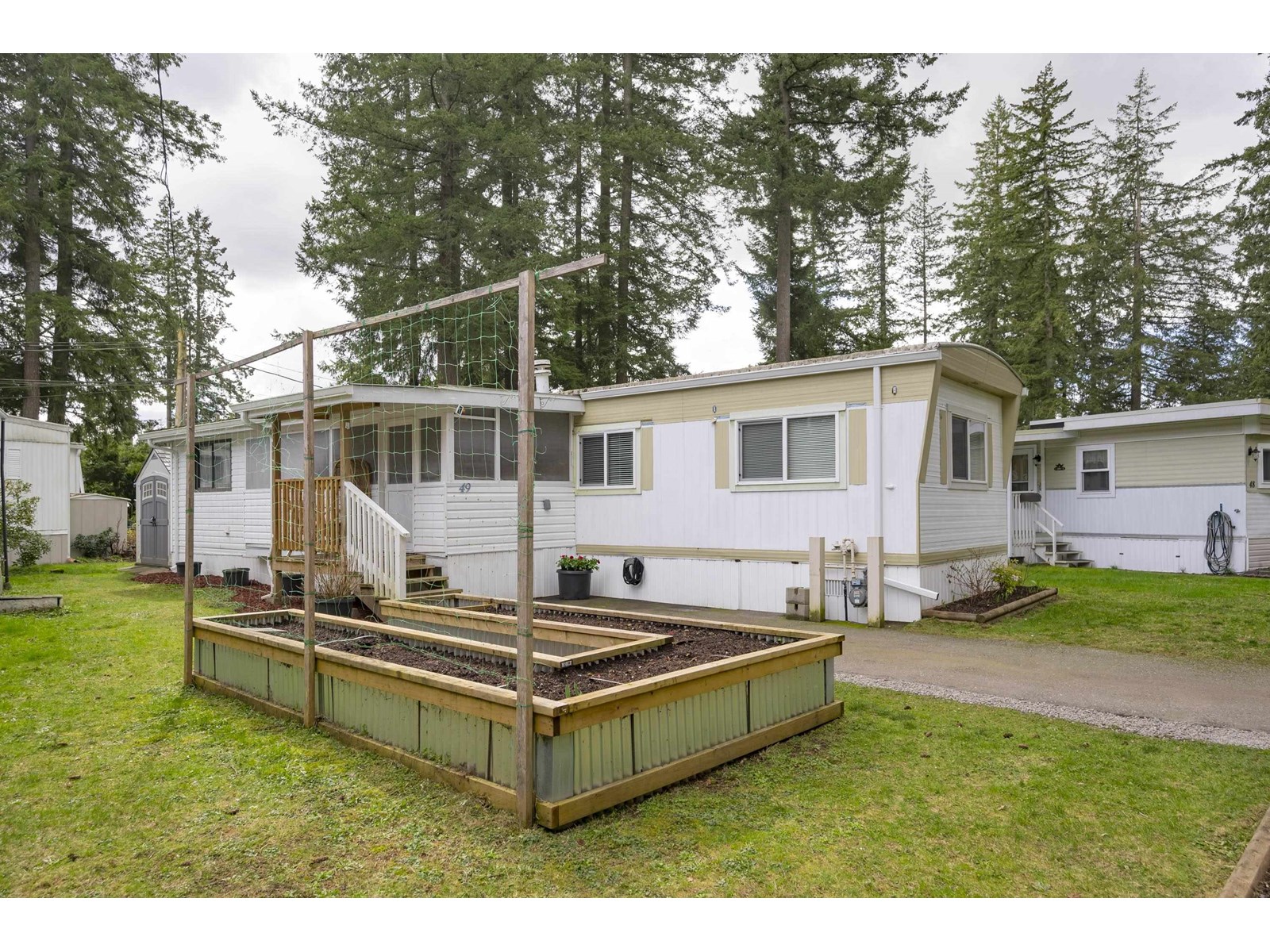 Photo 1 of 49 20071 24 Avenue, Langley BC