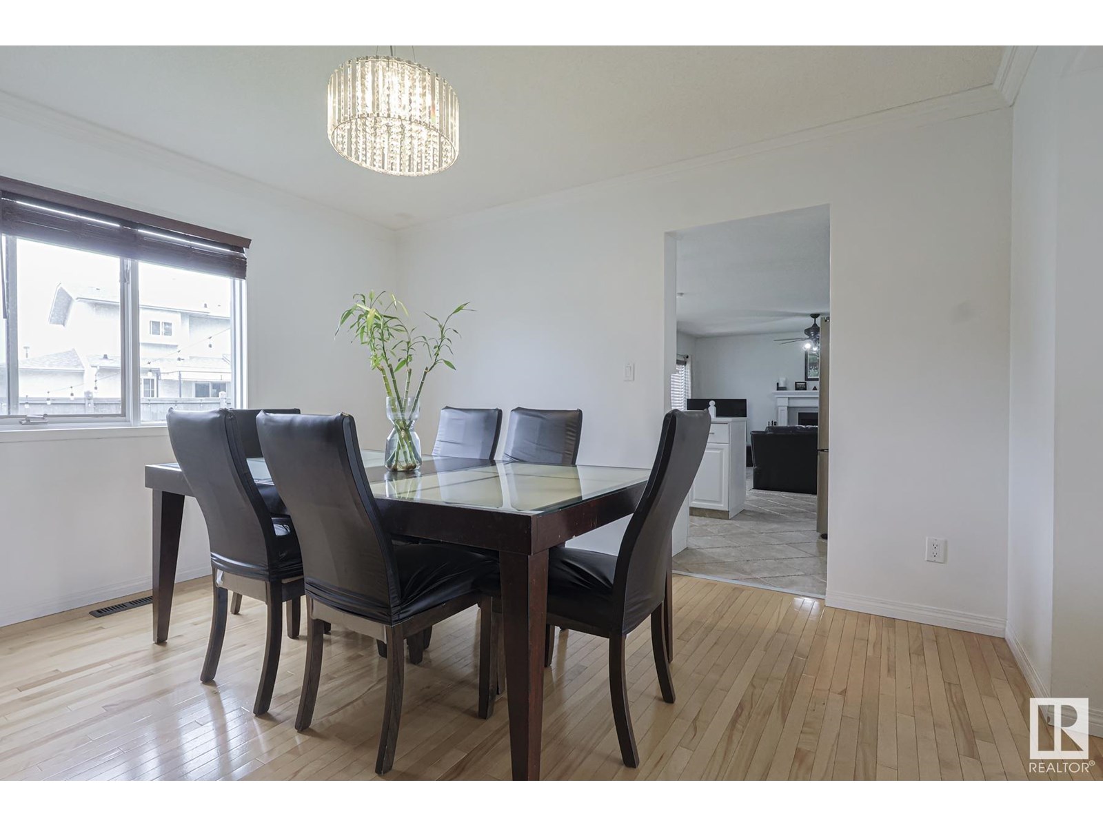 Photo 64 of 12 Elsinore Pl Nw, Edmonton AB