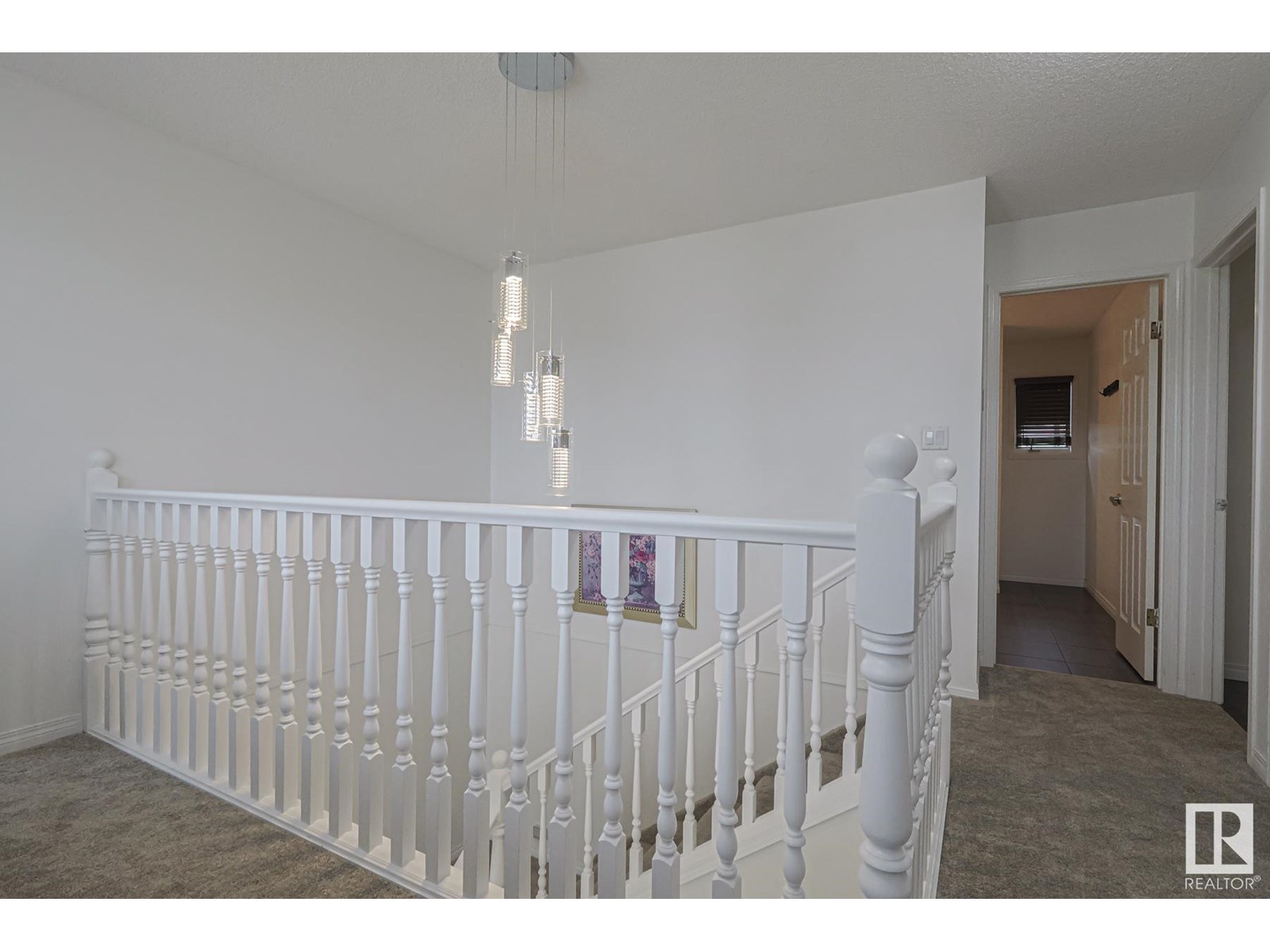 Photo 51 of 12 Elsinore Pl Nw, Edmonton AB