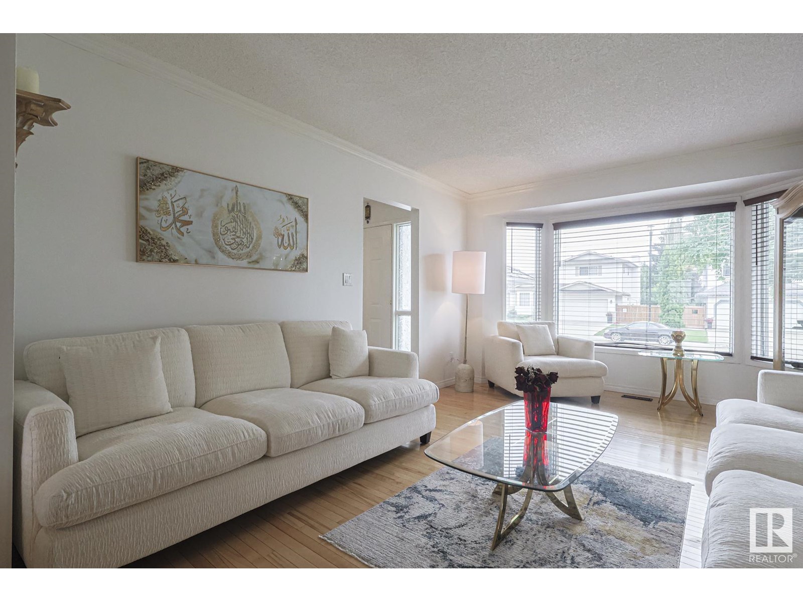 Photo 22 of 12 Elsinore Pl Nw, Edmonton AB