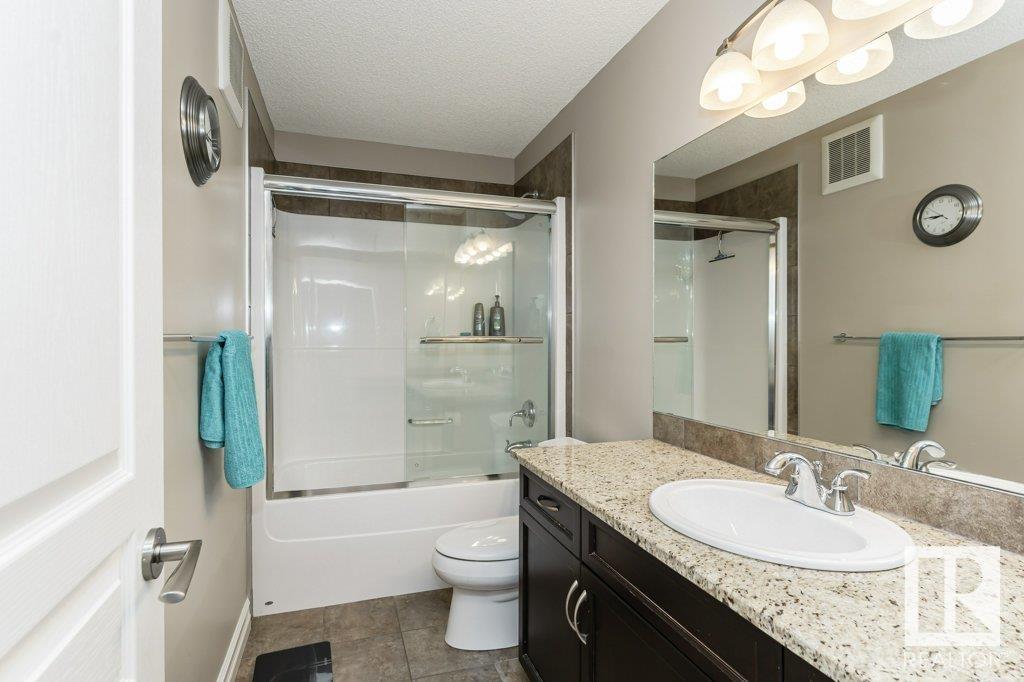 Photo 43 of 1920 33 B St Nw, Edmonton AB