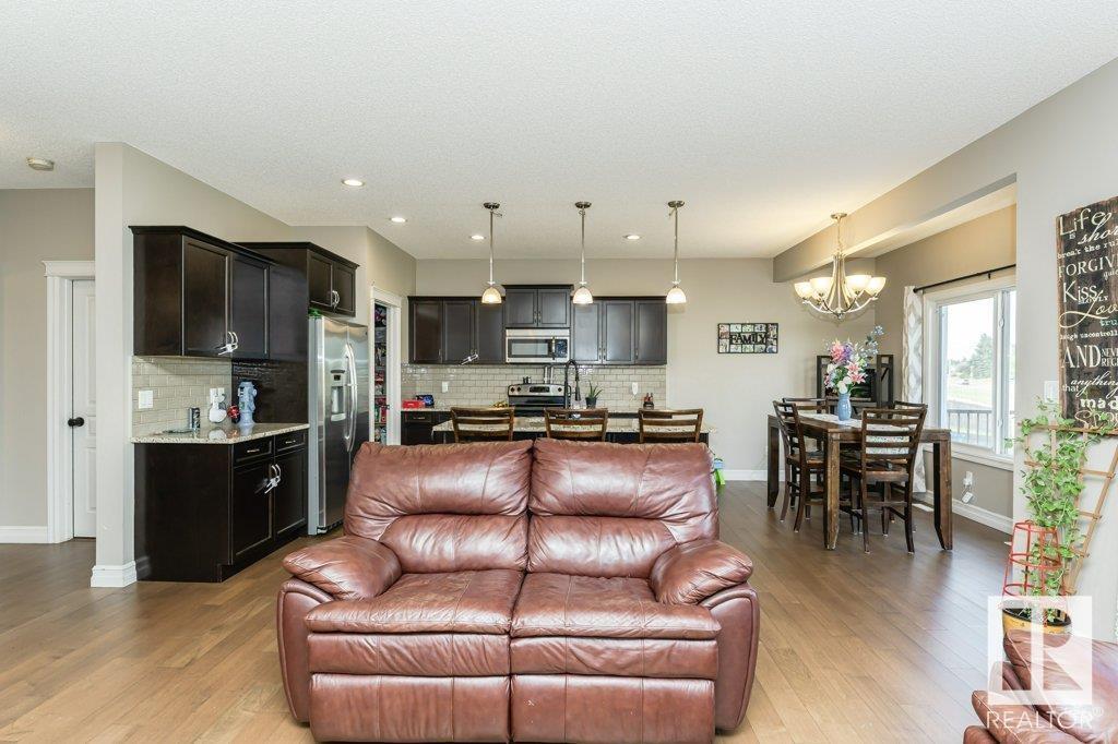 Photo 51 of 1920 33 B St Nw, Edmonton AB