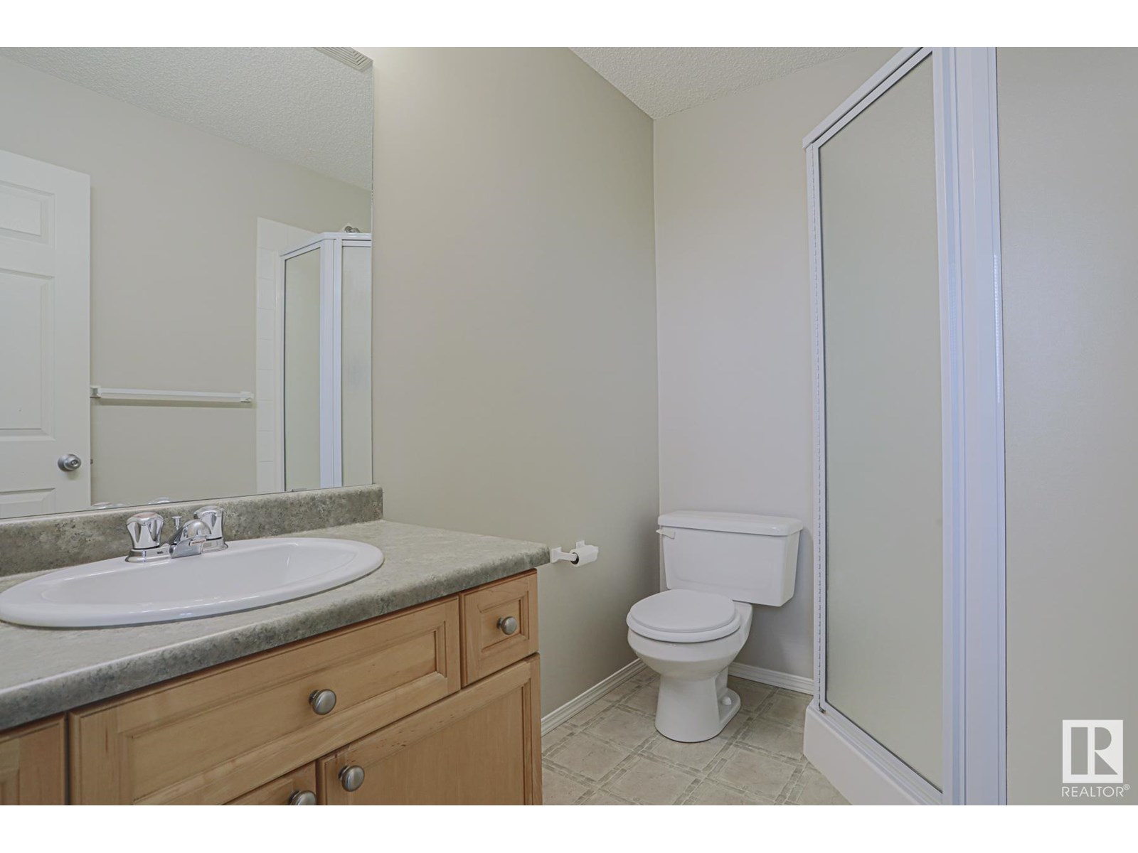 Photo 36 of 26 451 Hyndman Cr Nw Nw, Edmonton AB