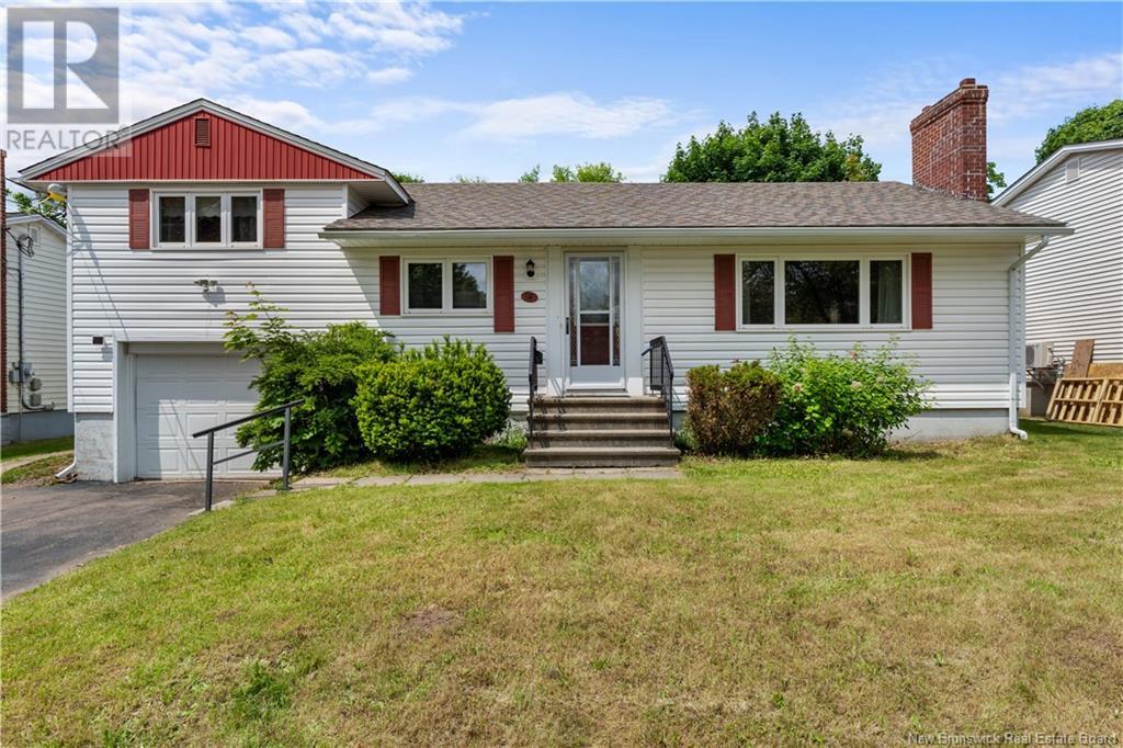 Photo 2 of 94 Hedgewood, Moncton NB