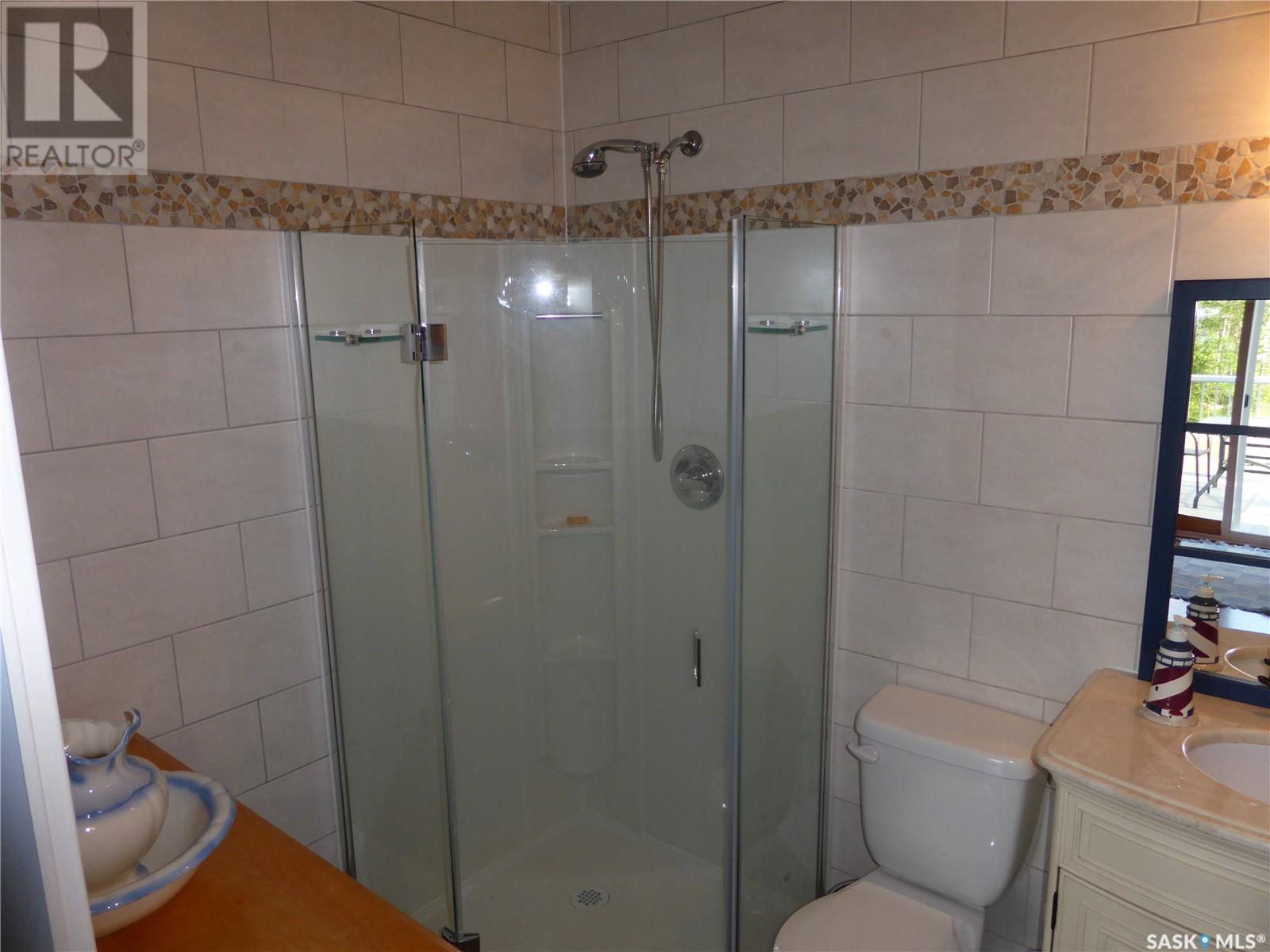Photo 26 of 117 Kenderdine Boulevard, Mervin Rm No 499 SK