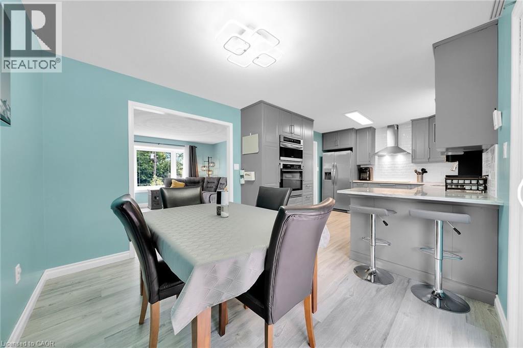 Photo 10 of 47 Winnett Street N, Cayuga ON