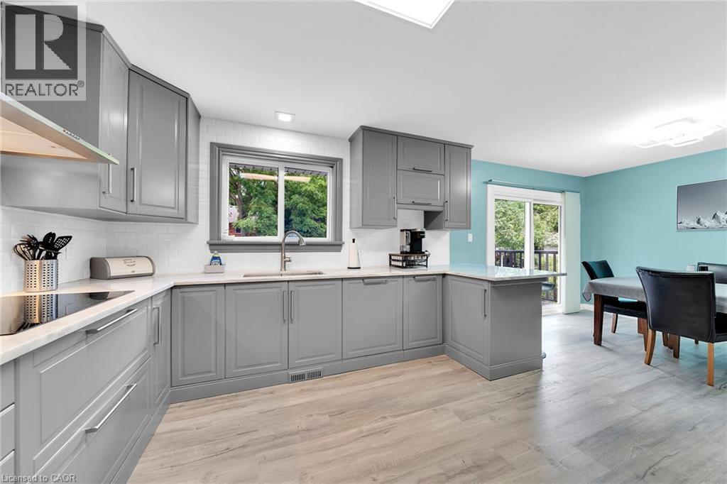 Photo 25 of 47 Winnett Street N, Cayuga ON