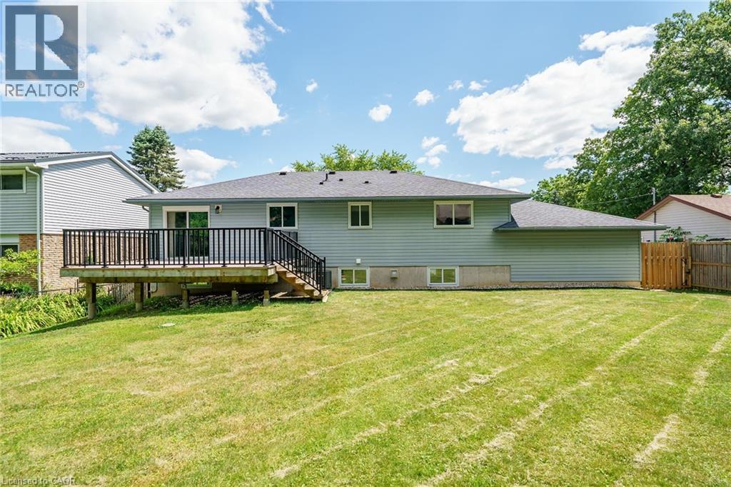 Photo 21 of 47 Winnett Street N, Cayuga ON