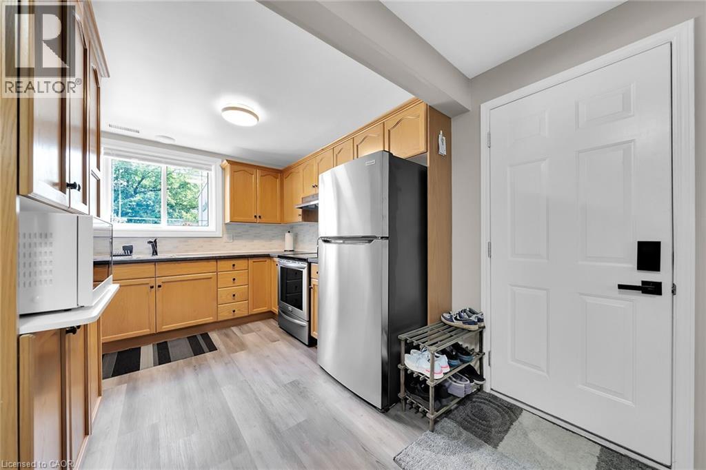 Photo 29 of 47 Winnett Street N, Cayuga ON