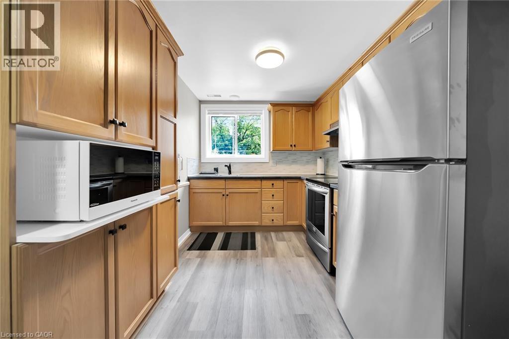 Photo 15 of 47 Winnett Street N, Cayuga ON