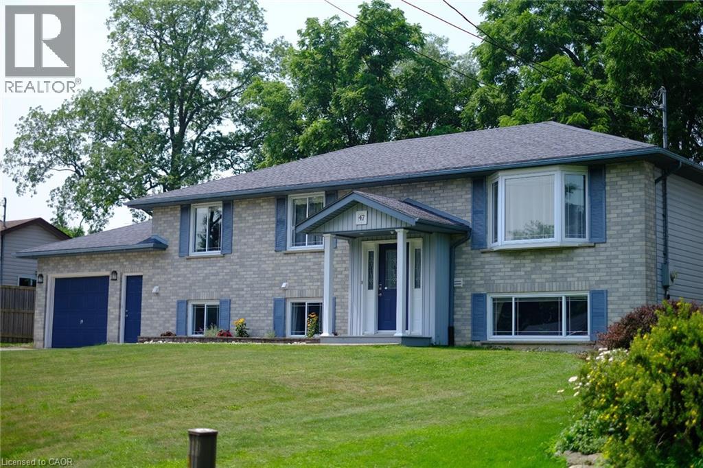 Photo 1 of 47 Winnett Street N, Cayuga ON