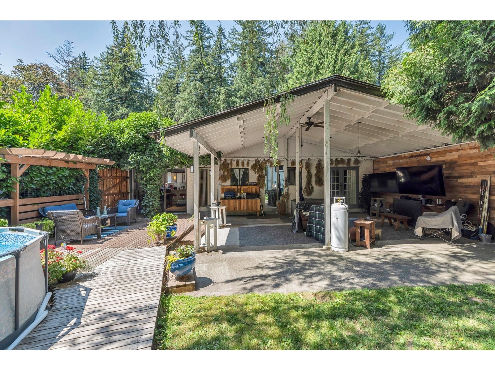 Photo 25 of 9286 148 Street, Surrey BC