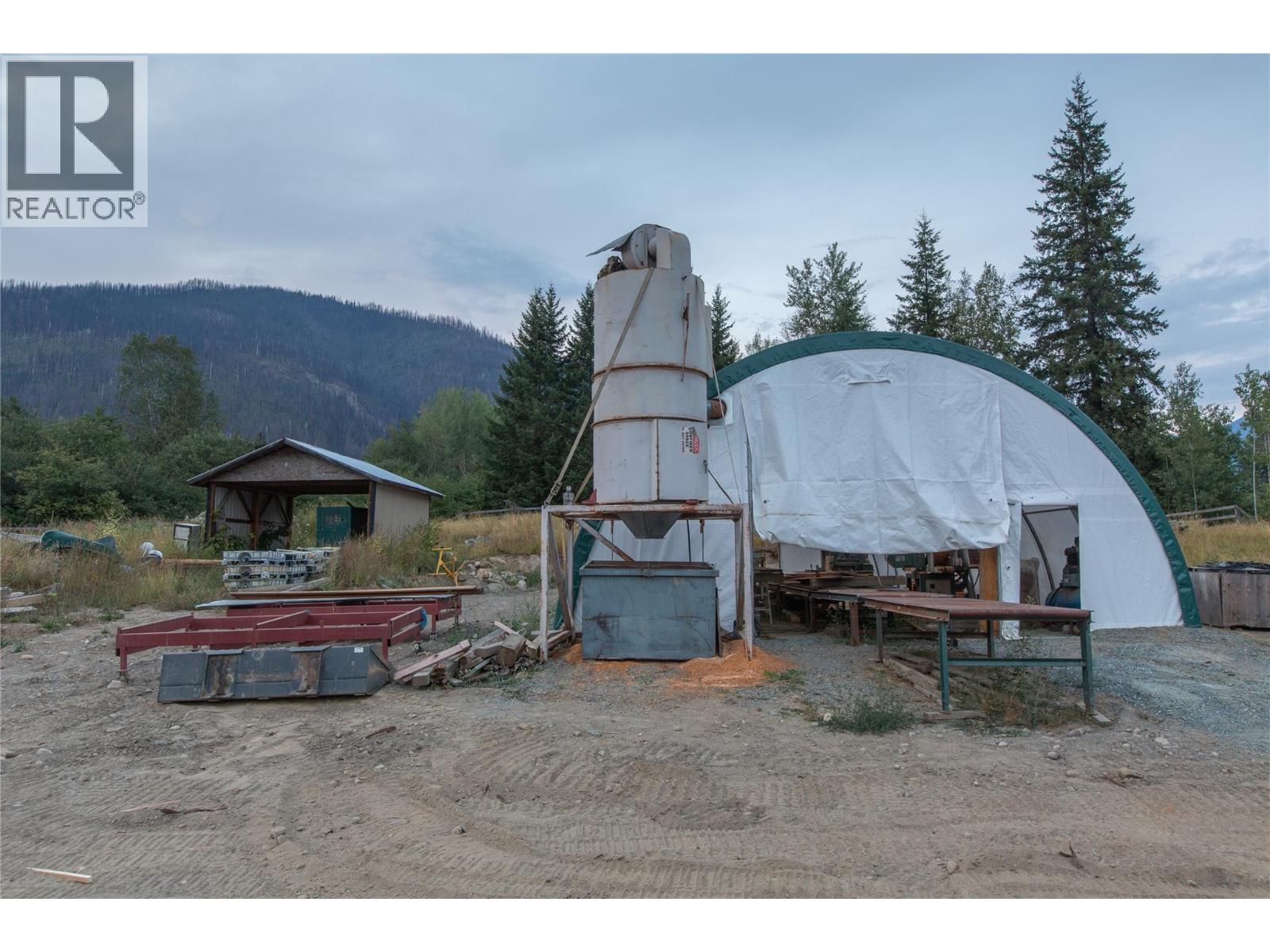  2523 Evans Road, Celista