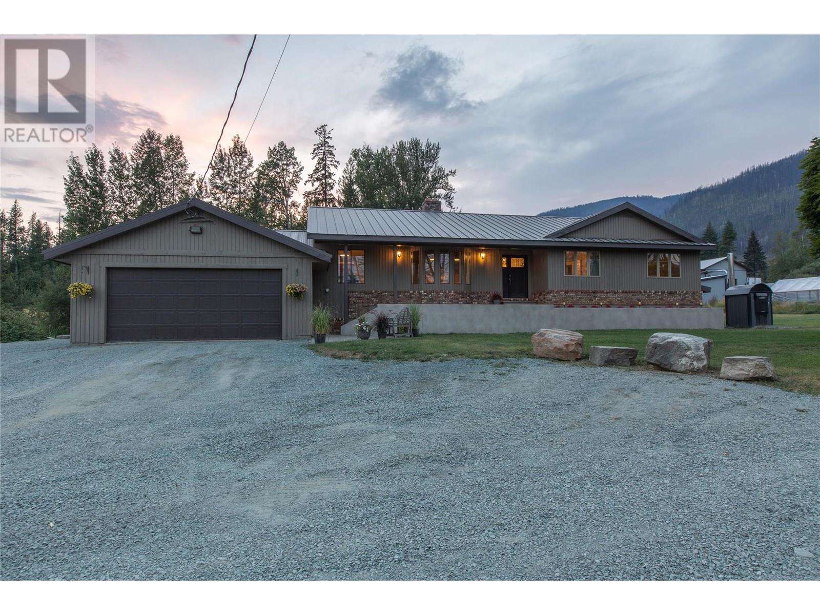 Photo 17 of 2523 Evans Road, Celista BC