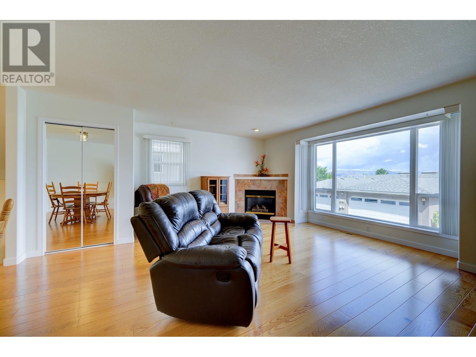 255 Pemberton Terrace Unit# 27, Kamloops