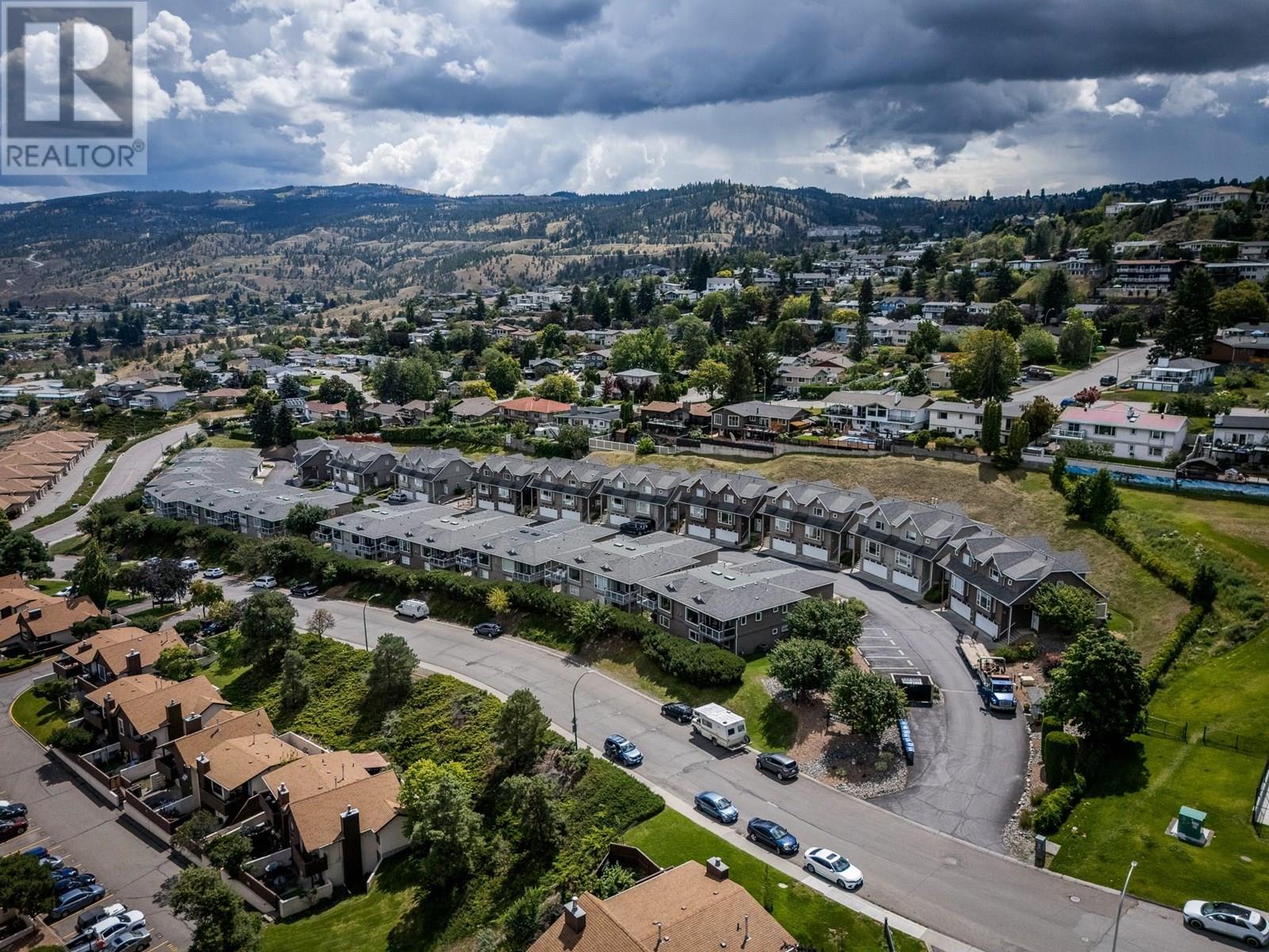255 Pemberton Terrace Unit# 27, Kamloops