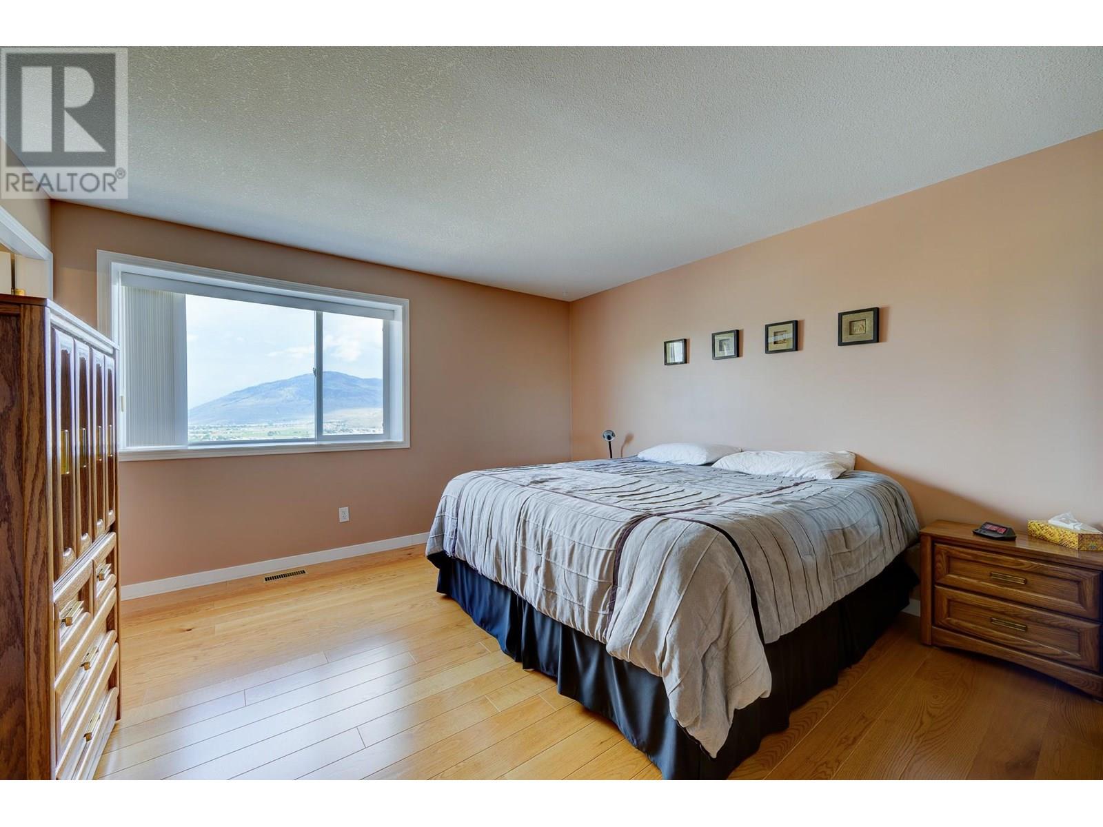 255 Pemberton Terrace Unit# 27, Kamloops