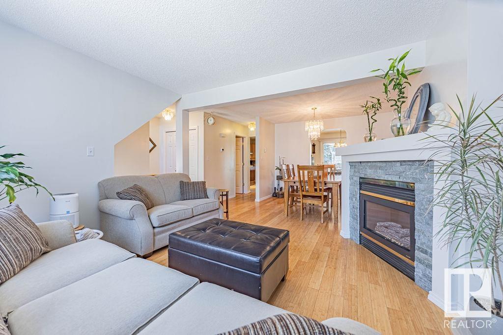 Photo 11 of 17624 96 Av Nw, Edmonton AB