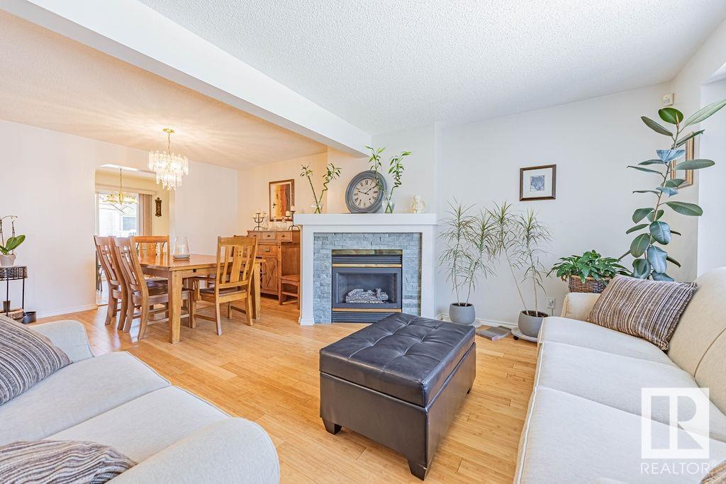Photo 12 of 17624 96 Av Nw, Edmonton AB