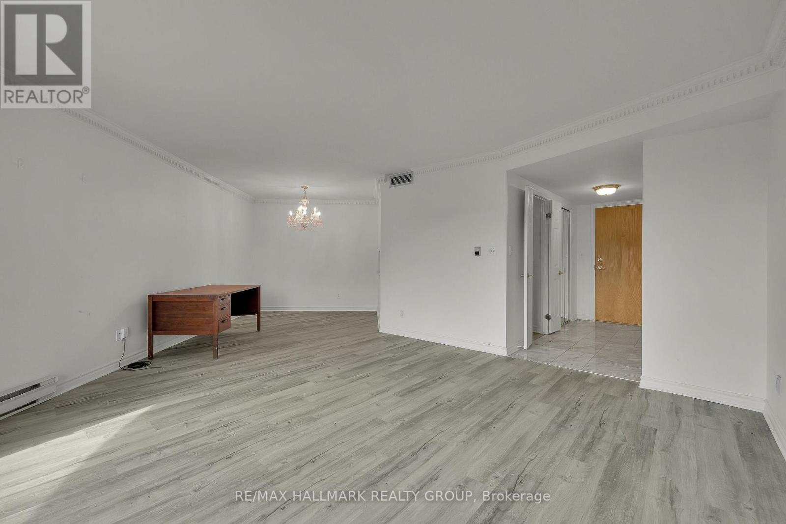 Photo 10 of 503 3105 Carling Avenue, Ottawa ON