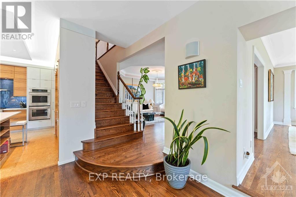 Photo 1 of 203 Balmoral Place, Ottawa ON