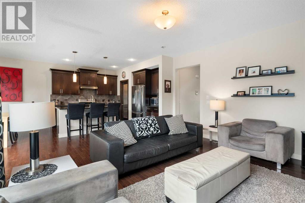 Photo 5 of 393 River Heights Drive, Cochrane AB