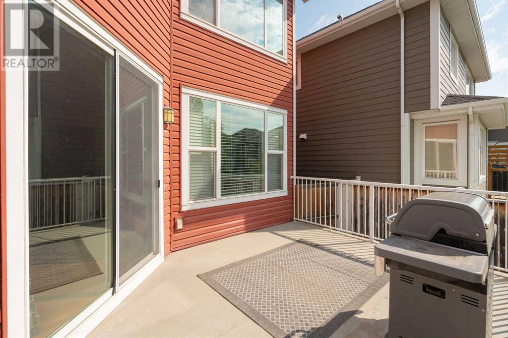 Photo 27 of 393 River Heights Drive, Cochrane AB